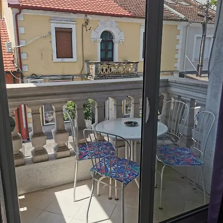 Stars Aspava Blue * פודגוריצה
