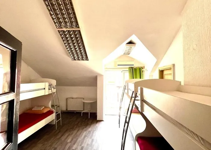 Hostel Stars Aspava Blue